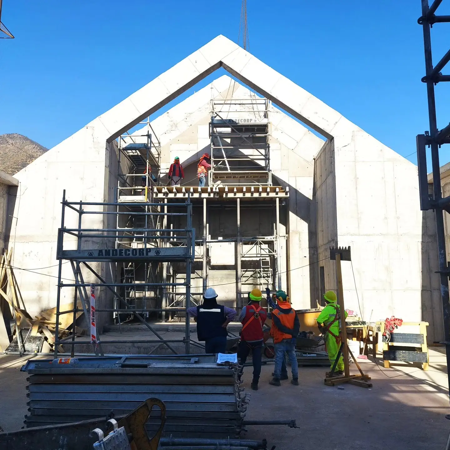 Sistema de drenes de la iglesia